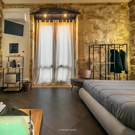 Garibaldi Maison De Charme Bed & Breakfast