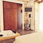 Garibaldi Maison De Charme 4*