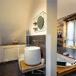 Garibaldi Maison De Charme 4*