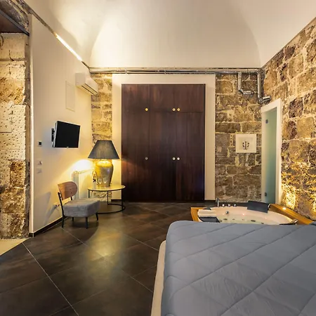 Garibaldi Maison De Charme 4*